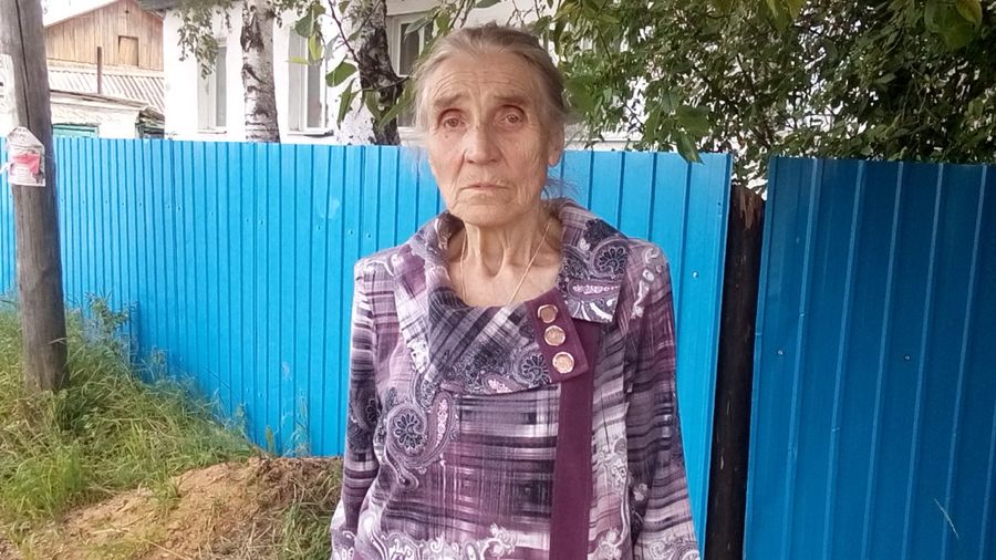 Бабушка-шахтер не может добиться благоустройства дома