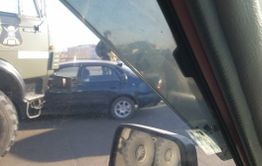 Пробка из-за ДТП с военным грузовиком образовалась на мосту в Чите