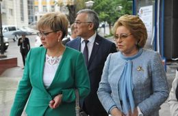 Матвиенко заявила, что лесной отраслью рулят преступники и предложила запретить вывоз леса за границу