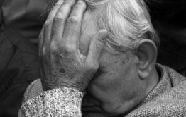 Пенсионера в Забайкалье осудили за укушенный палец беспредельщика, ворвавшегося в его дом