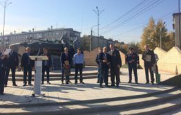 Памяти в вечность ушедших солдат