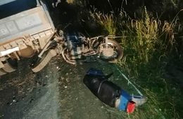 Мотоциклист погиб после столкновения с грузовиком в Забайкалье