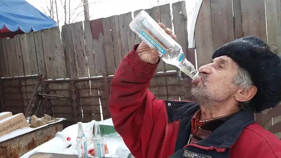 Пей не хочу: В Забайкалье подешевела водка