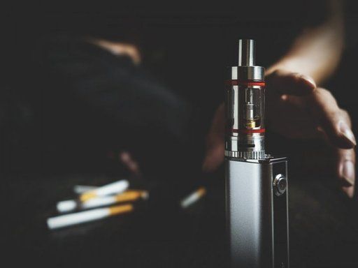 ​Электронные сигареты приравняют к обычным