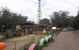 Люди-свиньи в Чите разбомбили детскую площадку, построенную жильцами дома