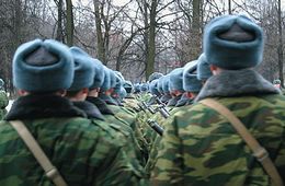 В Минобороны осудили планы Минфина сократить 100 тыс. должностей в Российской армии