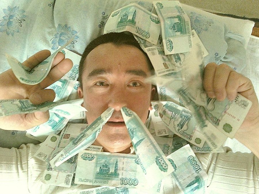 «Вот у меня один знакомый, тоже ученый, у него три класса образования…» — в Чите задержали сбытчиков фальшивых купюр