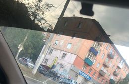 Мужчину, который сбил двоих людей на вокзале в Чите, задержали
