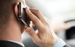 Россиян могут заставить платно регистрировать телефоны