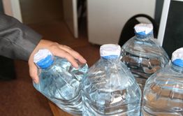 Полиция заинтересовалась почтальоном, торгующей водкой, после публикации 