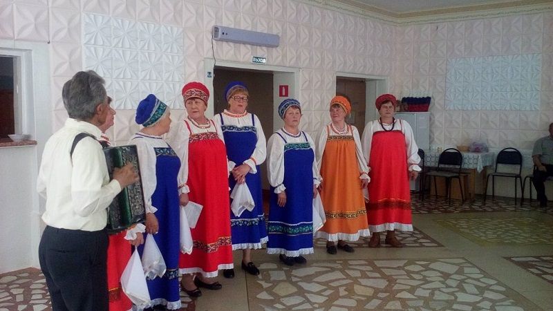 Жительница Петровск-Забайкальского района благодарит коллектив «Балягинские узоры» за благотворительные концерты