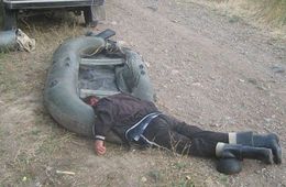 Отдых на берегу водоема: напиться, уснуть, лишиться машины