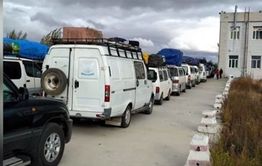 ​Россияне застряли в больших очередях на границе с Забайкальском 