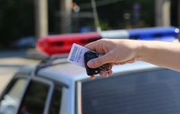 МВД предложило убрать медзаключение из пакета документов для допуска на водительские права