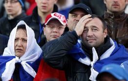 Около 45 % россиян считают неправильным путь, по которому сейчас движется страна