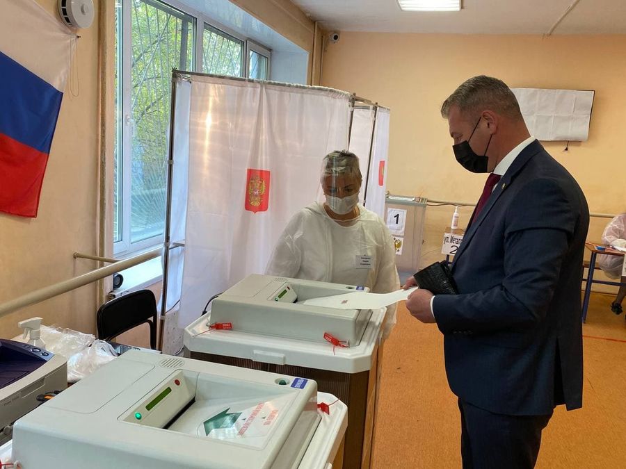 Сити-менеджер Читы Сапожников проголосовал на выборах депутатов Госдумы