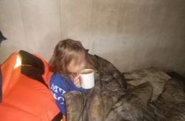 Следователи проверят семью девочки, которая плавала одна на Кеноне в Чите 