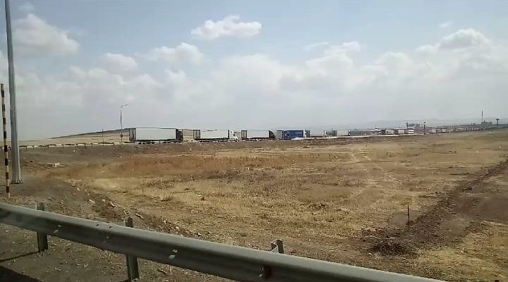 ​Пробка из фур образовалась на МАПП Забайкальск — ранее Китай ограничил работу грузового направления