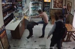Пьяного читинца вывезли на кладбище и ограбили