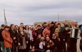 Искала деда, а нашла еще одну свою семью