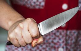 Зарезавшая своего экс-супруга жительница Краснокаменска предстанет перед судом