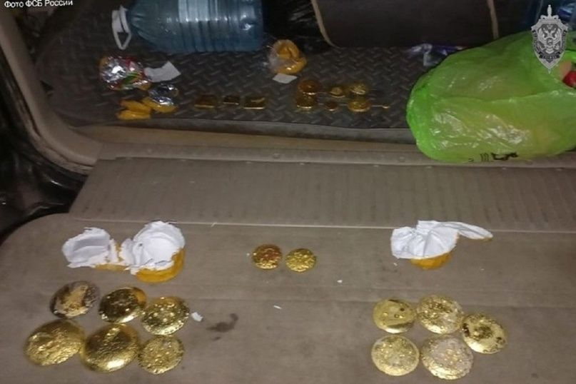 23 слитка золота и 3 грамма каннабиса пытался перевезти забайкалец