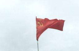 Красный стяг СССР отныне гордо реет над читин...