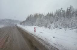 Майский снег в Забайкалье. Где-то на трассе А...