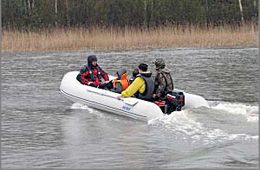 В поселке Кайдалово затонул паром. Двое пострадавших.