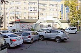 Фотофакт: Авария произошла напротив офиса «Вечорки»