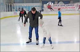 «Будь здоров!» «Вечорка» в дни школьных каникул уйдет на лед