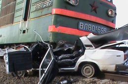 Водитель «Жигулей» в первый день Нового года погиб в ДТП с поездом