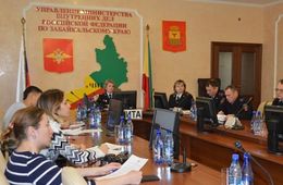 УМВД: Полиция Краснокаменска законно не общается с журналистами