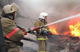 В «Северном» горел строительный мусор