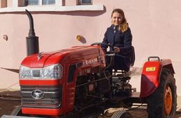 Очередной трактор «Вечорки» законно пересек Госграницу