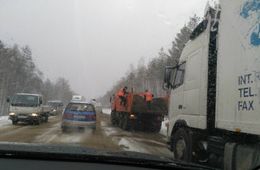 Из-за выпавшего снега движение на трассе Забайкальск-Чита затруднено