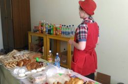 Выпечку с плесенью продают в СК «Олимпиец» в Чите