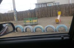 На чьи деньги построена детская площадка в поселке Зыково?