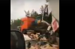 Видео с места смертельного ДТП с участием двух фур в Забайкалье появилось в сети