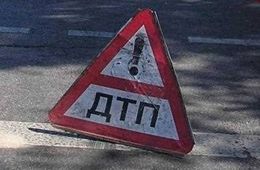 Грузовик слетел с ремонтируемого моста в Карымском районе