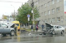 Лобовое столкновение произошло в центре Читы