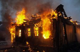 Делом сгоревших на пожаре в Урейске детей займётся следком