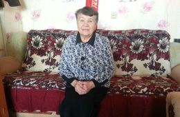 Бомж с медалью материнства