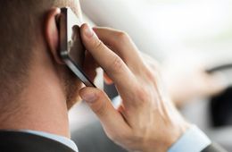 Россиян могут заставить платно регистрировать телефоны