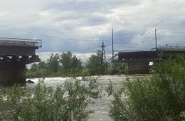 Каштакский мост все же рухнул (фото)