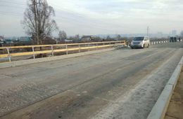 На месте смытого Каштакского моста в Чите открыли временную переправу