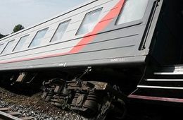​Пустой пассажирский вагон сошел с рельсов в Забайкалье