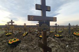 Погибшего на Украине бойца ЧВК «Вагнер» из Забайкалья похоронили в другом регионе. Семья подаст в суд.