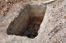 В Краснокаменске на кладбище вырыты могилы для будущих покойников