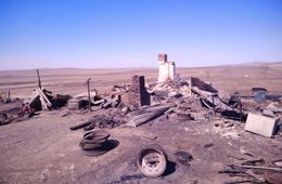 ​Пострадавшие от пожаров жители Усть-Ималки недовольны волокитой в получении жилья